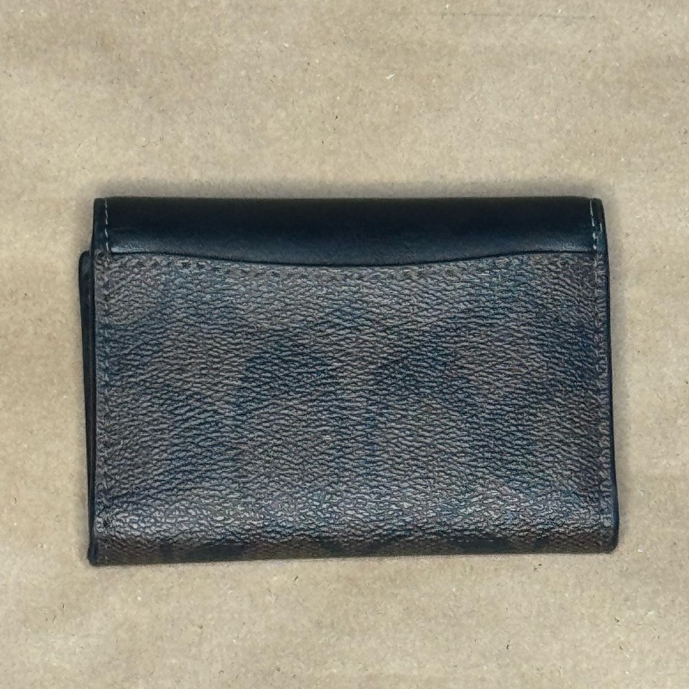Coach Cardholder - Picture 4 of 5